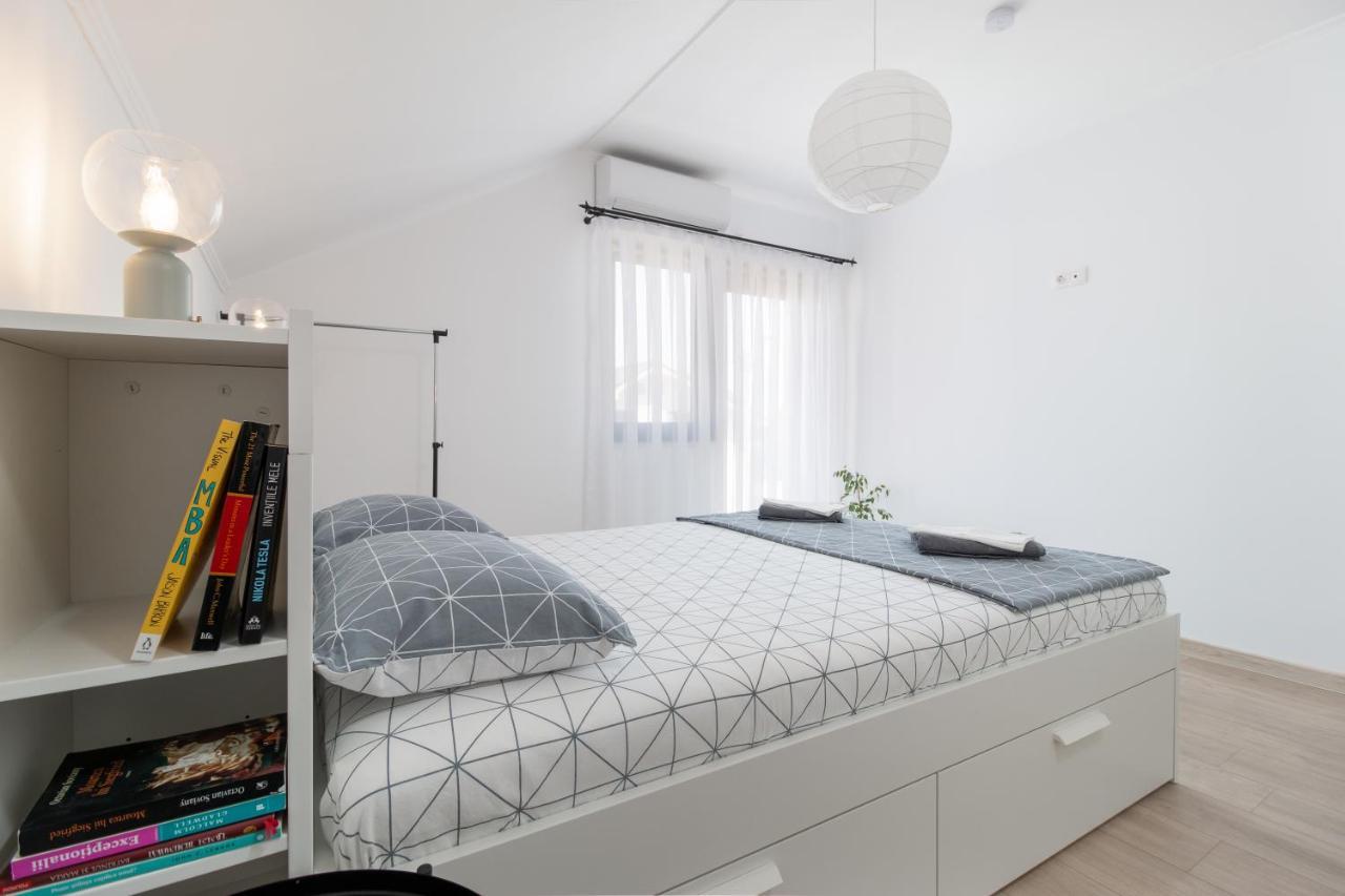 Zola Guest House Oradea Luaran gambar