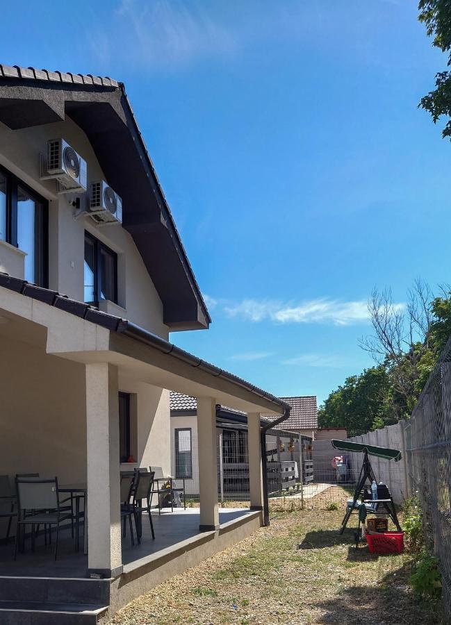 Zola Guest House Oradea Luaran gambar